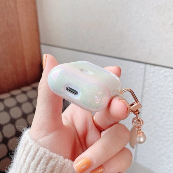 NEW Shell Hard Apple Airpods 1 2 Pro Keychain case - Picture 7 of 8
